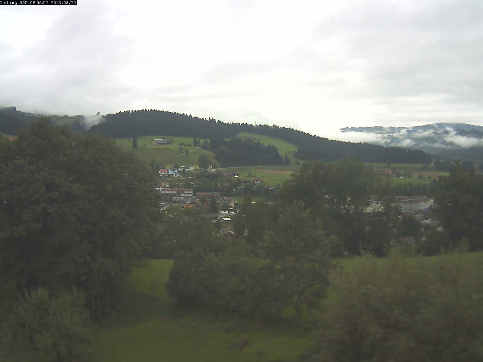 Webcam-Bild: Aussicht vom Dorfberg in Langnau 20190820-080601