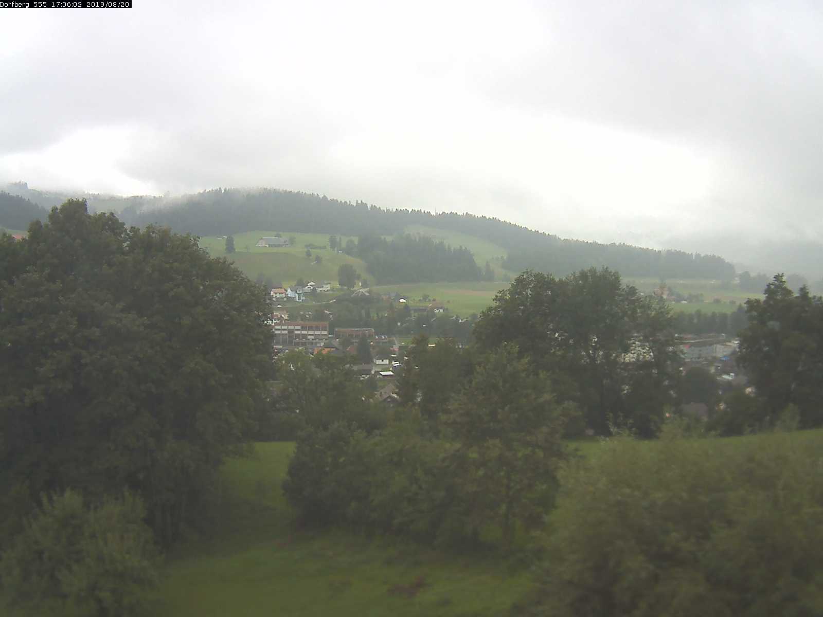 Webcam-Bild: Aussicht vom Dorfberg in Langnau 20190820-170601