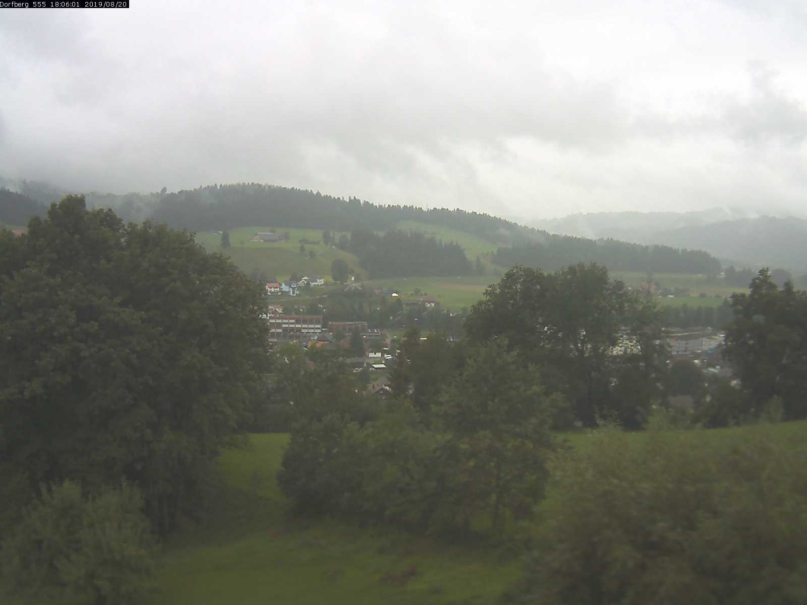 Webcam-Bild: Aussicht vom Dorfberg in Langnau 20190820-180601