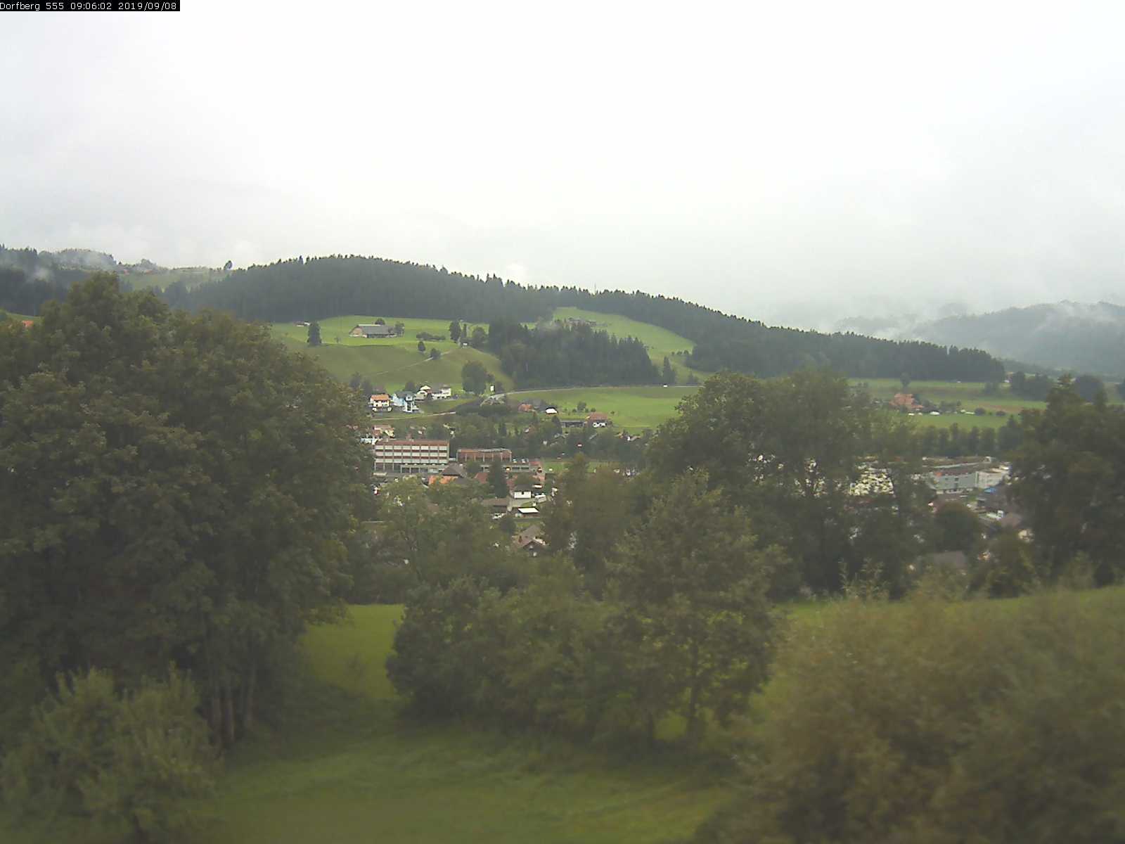 Webcam-Bild: Aussicht vom Dorfberg in Langnau 20190908-090601