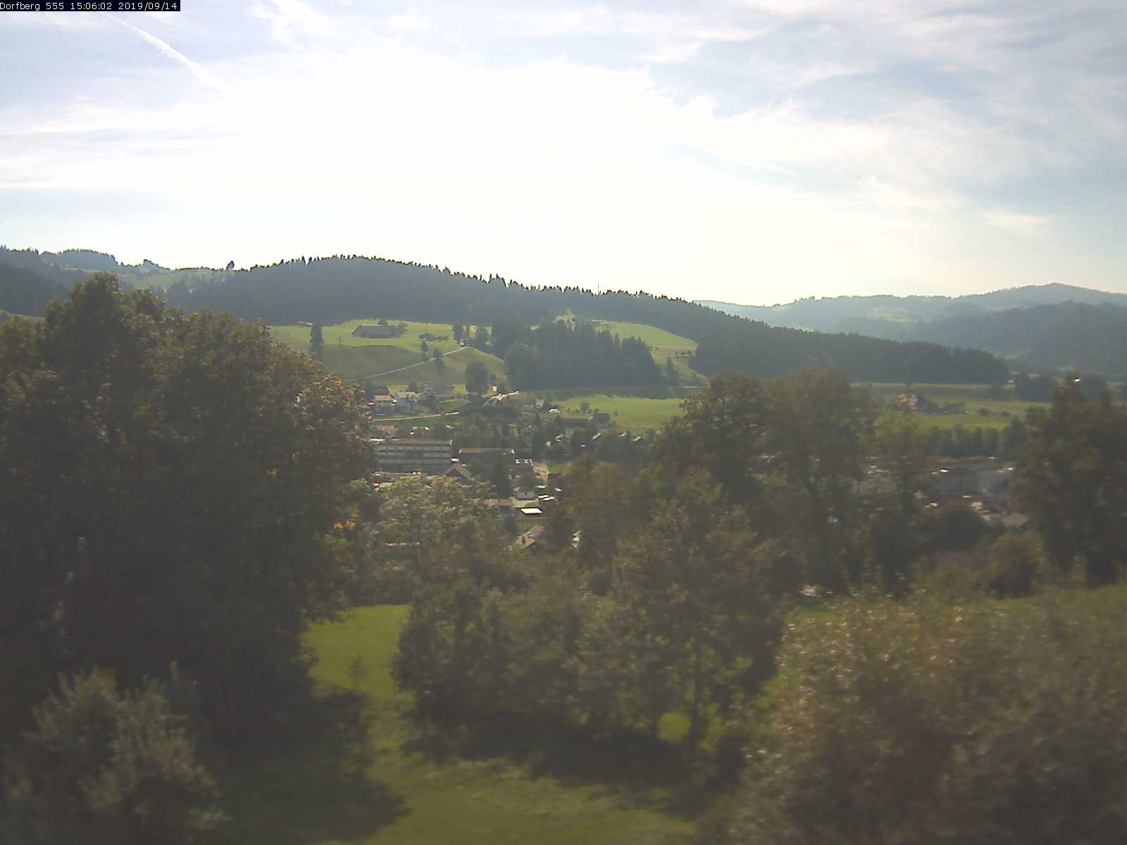 Webcam-Bild: Aussicht vom Dorfberg in Langnau 20190914-150601