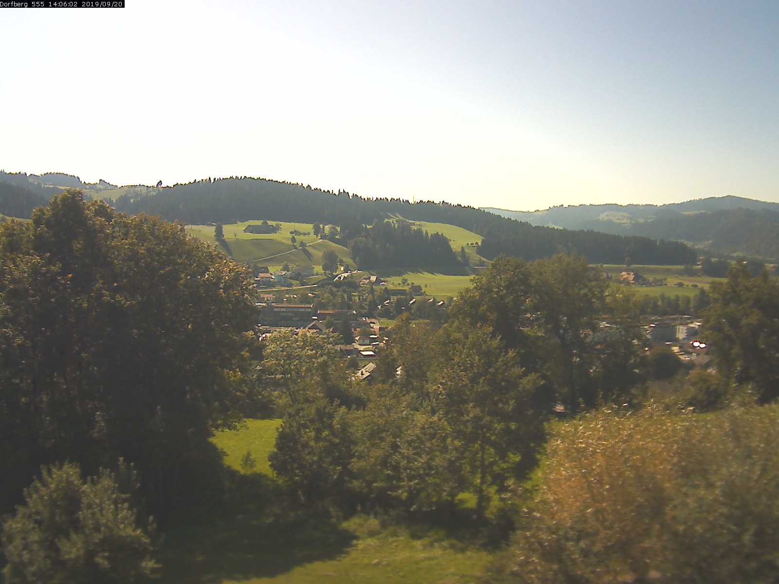 Webcam-Bild: Aussicht vom Dorfberg in Langnau 20190920-140601