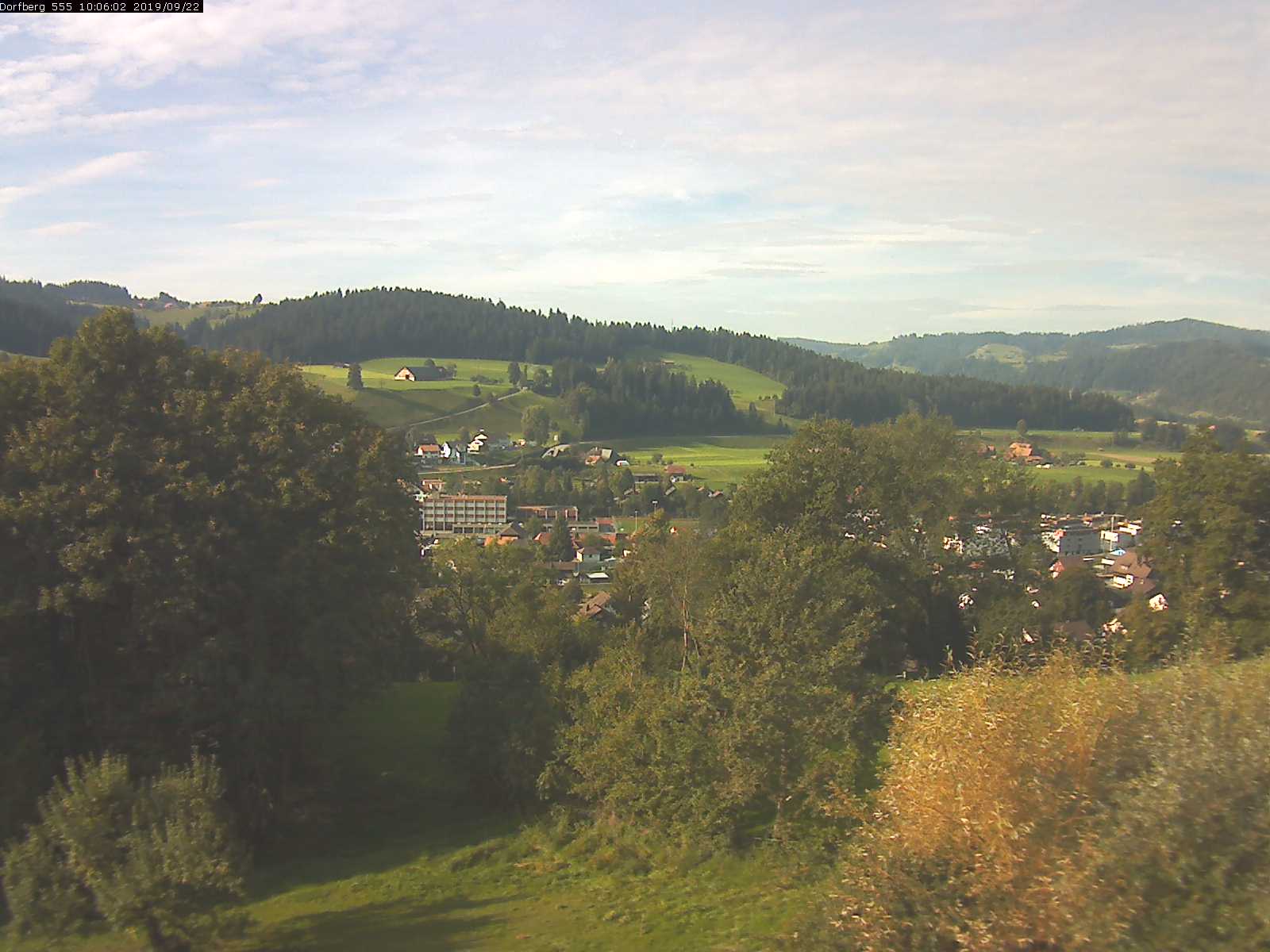 Webcam-Bild: Aussicht vom Dorfberg in Langnau 20190922-100601