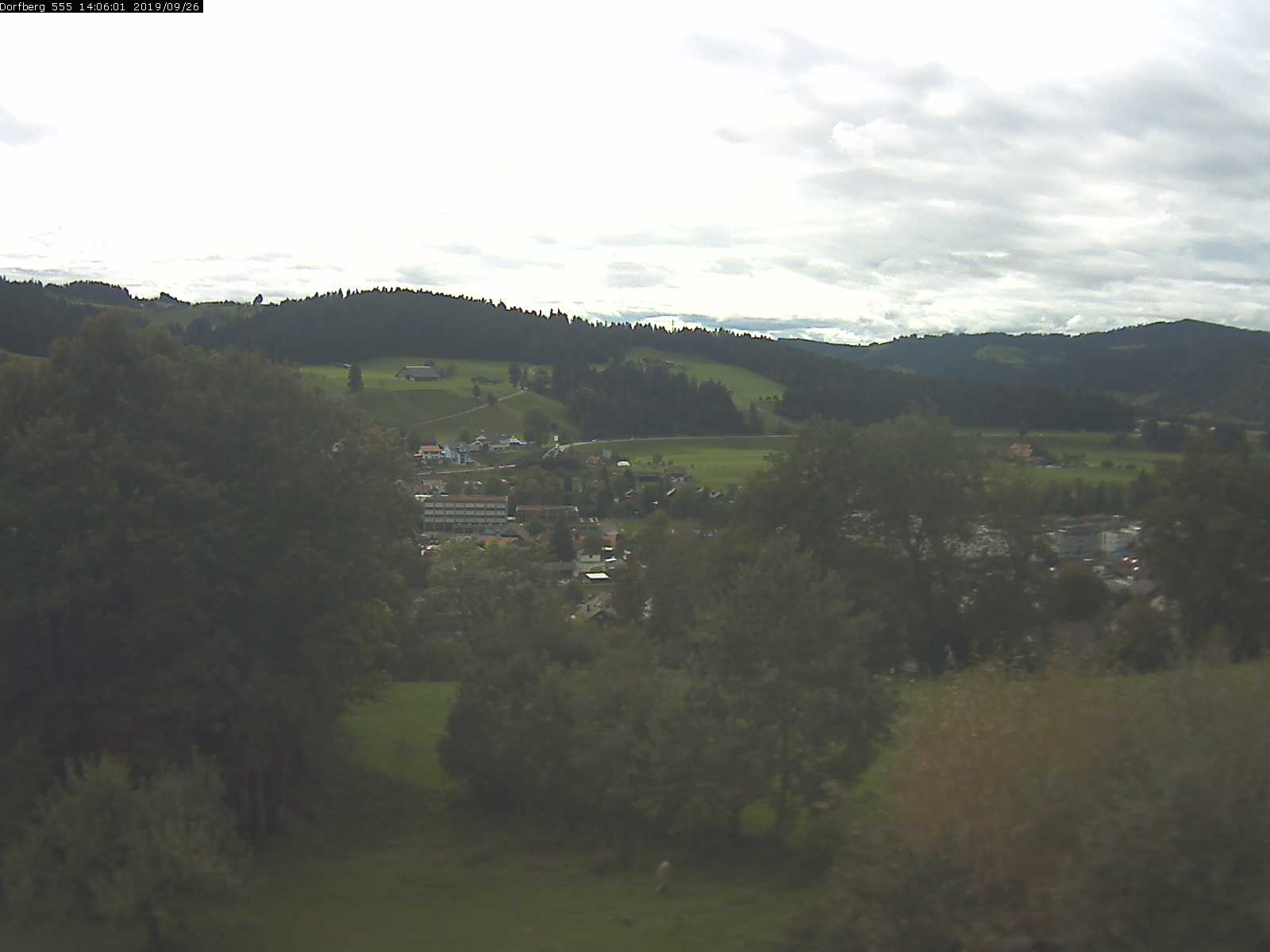 Webcam-Bild: Aussicht vom Dorfberg in Langnau 20190926-140601