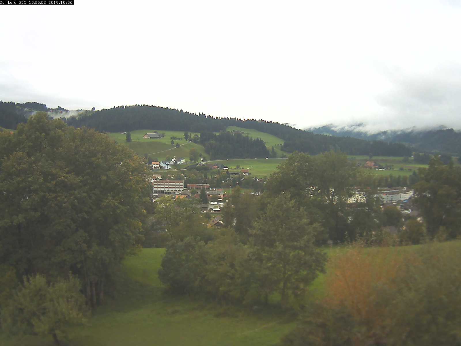 Webcam-Bild: Aussicht vom Dorfberg in Langnau 20191006-100601