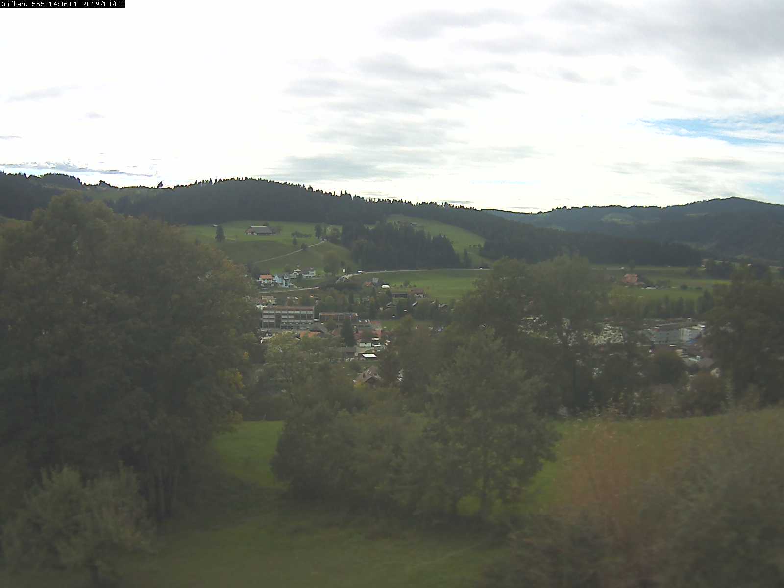 Webcam-Bild: Aussicht vom Dorfberg in Langnau 20191008-140601