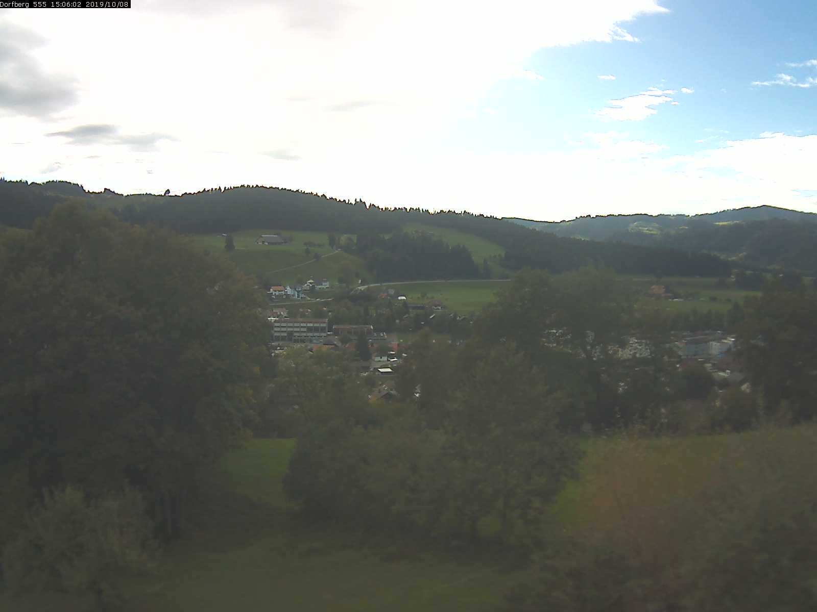 Webcam-Bild: Aussicht vom Dorfberg in Langnau 20191008-150601