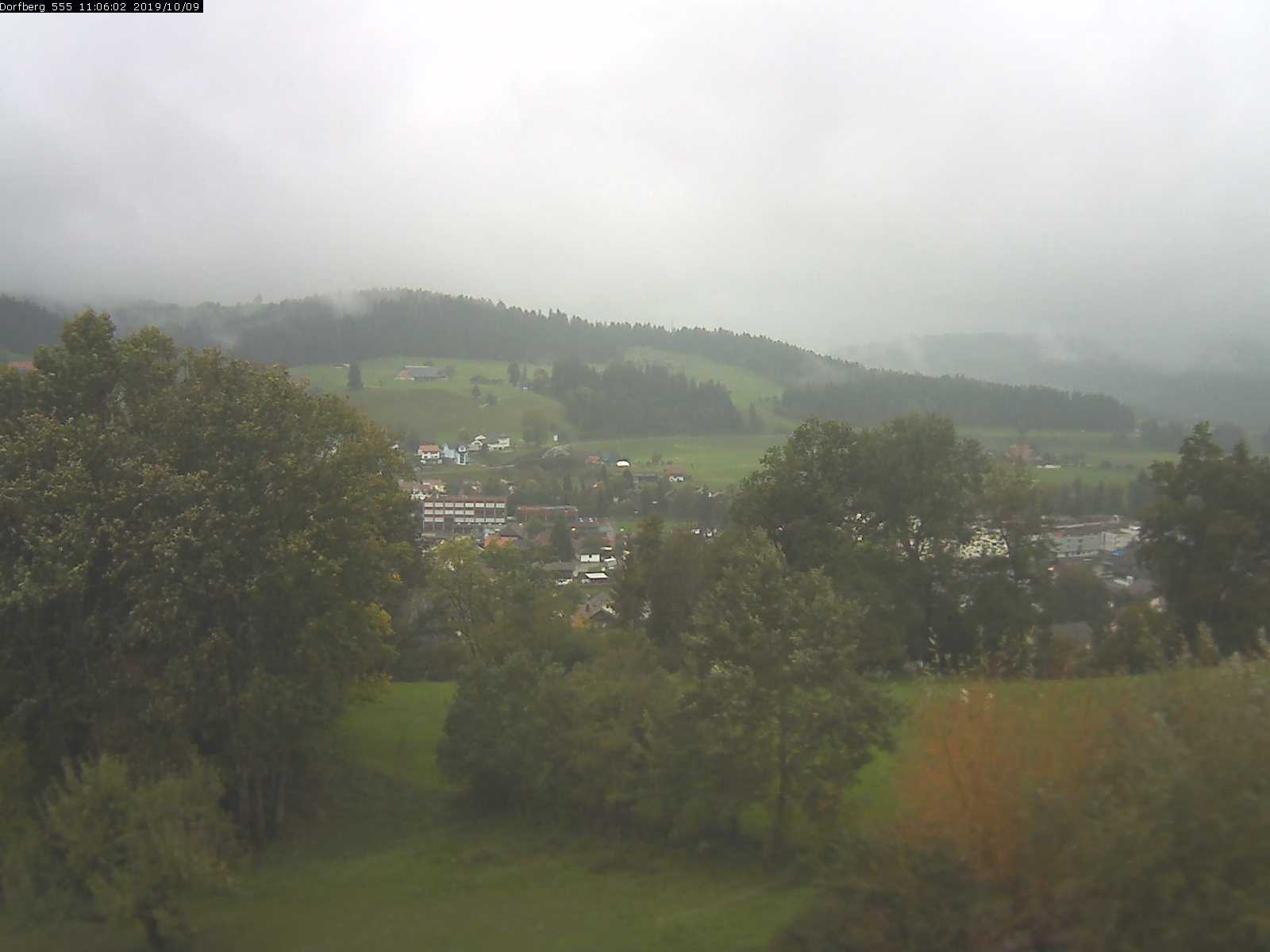 Webcam-Bild: Aussicht vom Dorfberg in Langnau 20191009-110601