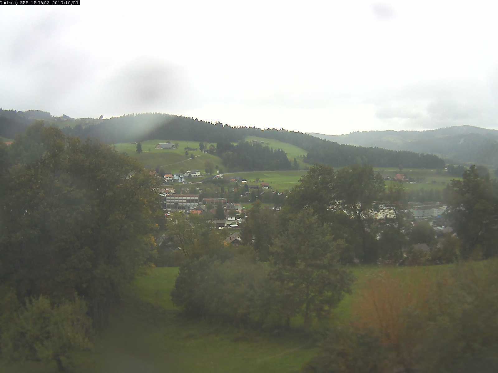 Webcam-Bild: Aussicht vom Dorfberg in Langnau 20191009-150601