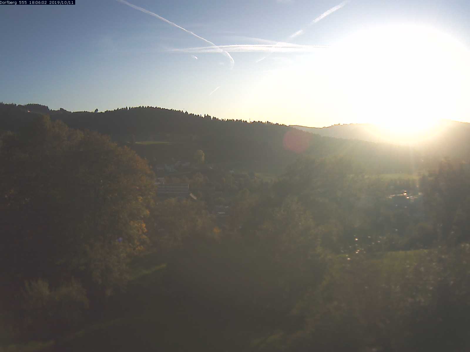Webcam-Bild: Aussicht vom Dorfberg in Langnau 20191011-180601