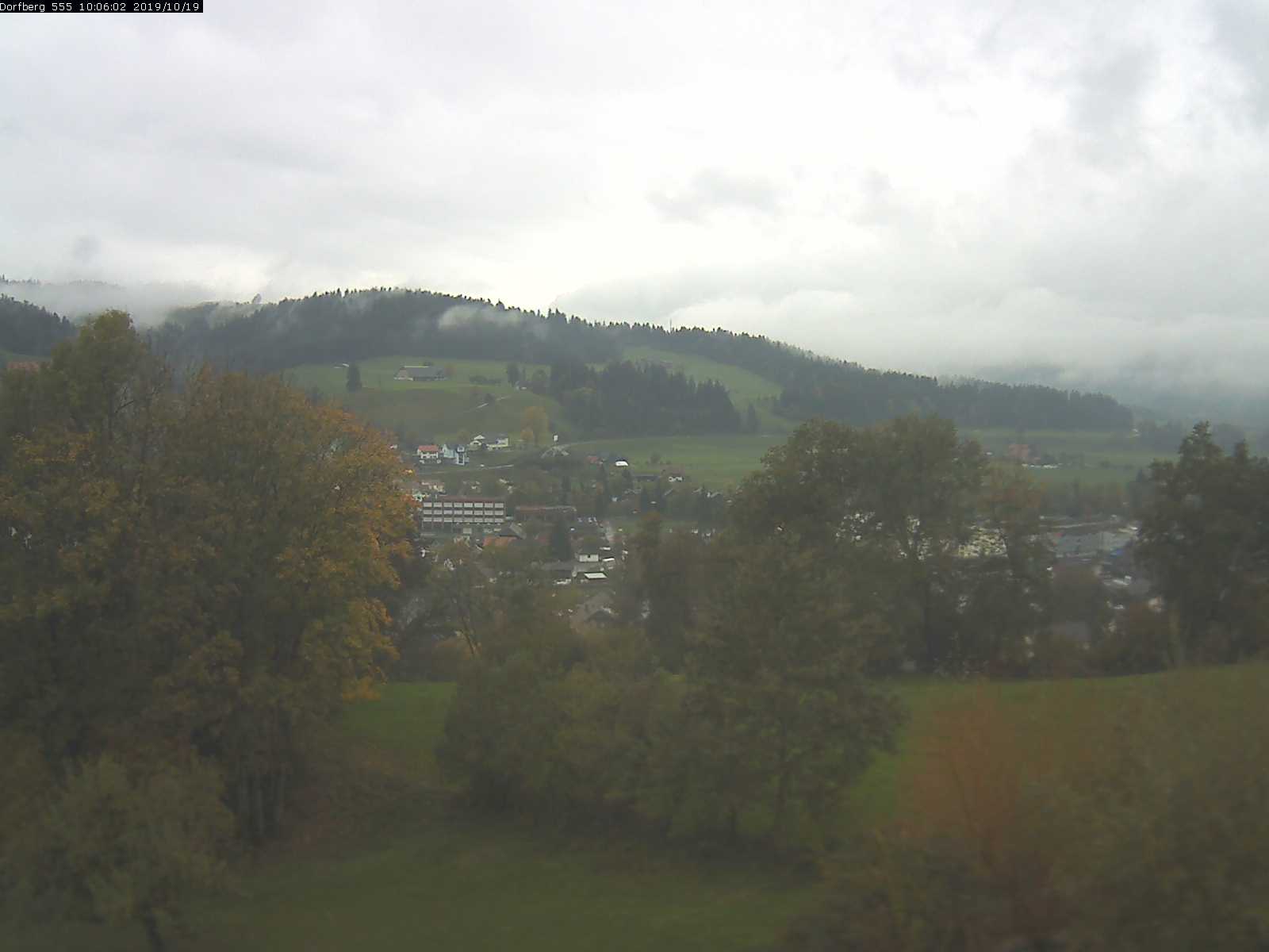 Webcam-Bild: Aussicht vom Dorfberg in Langnau 20191019-100601