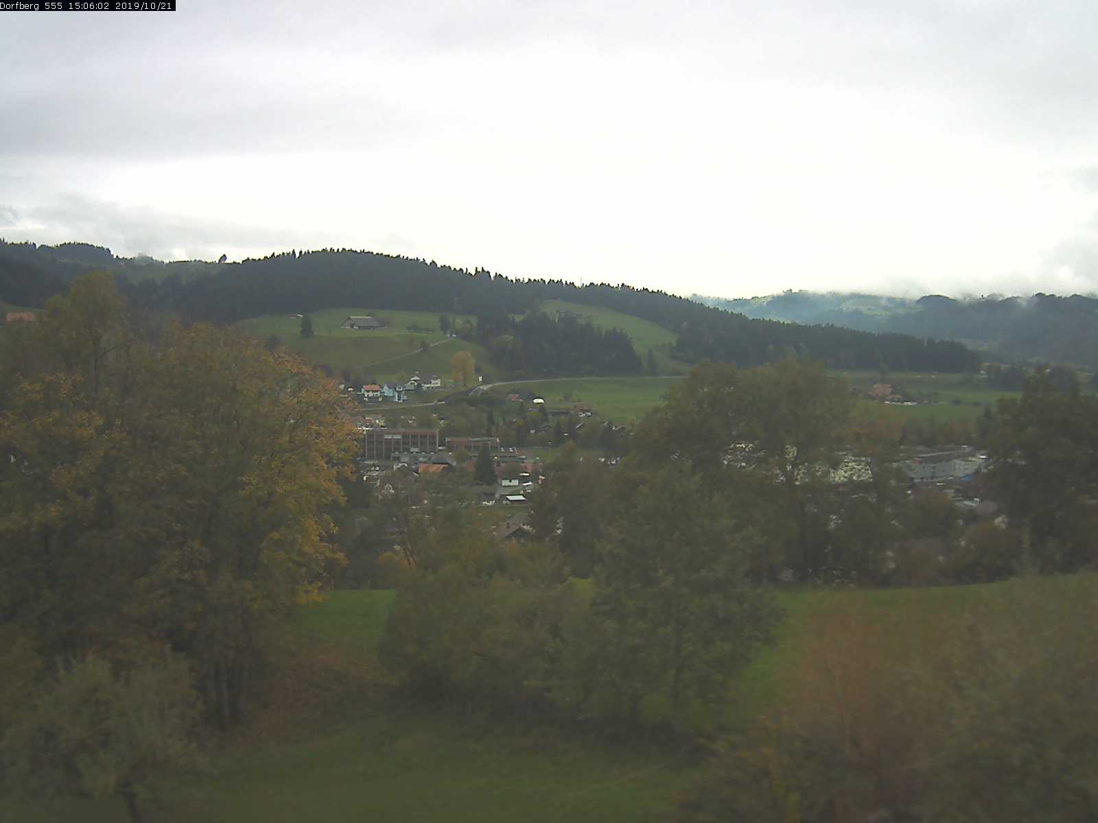 Webcam-Bild: Aussicht vom Dorfberg in Langnau 20191021-150601
