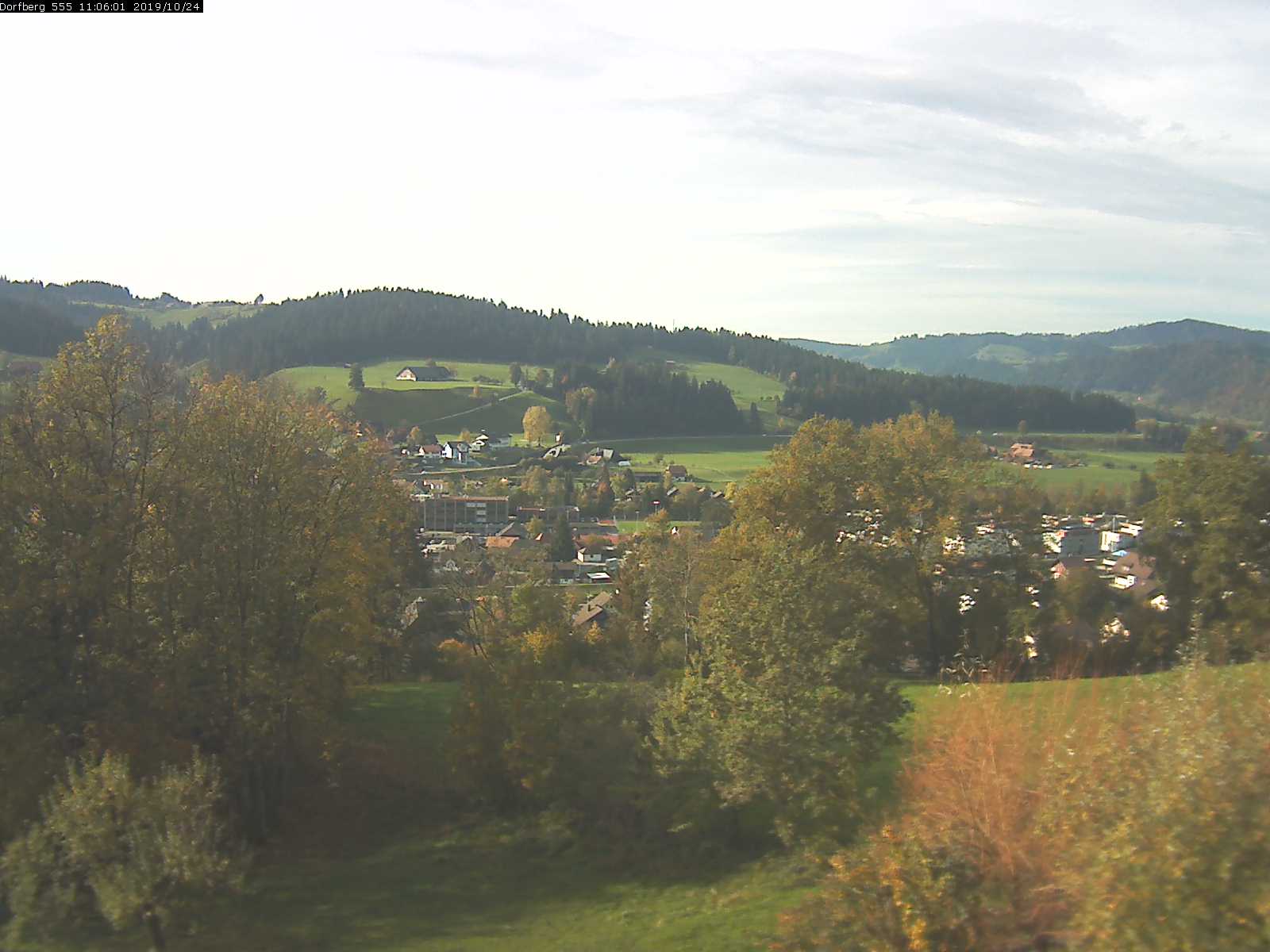 Webcam-Bild: Aussicht vom Dorfberg in Langnau 20191024-110601