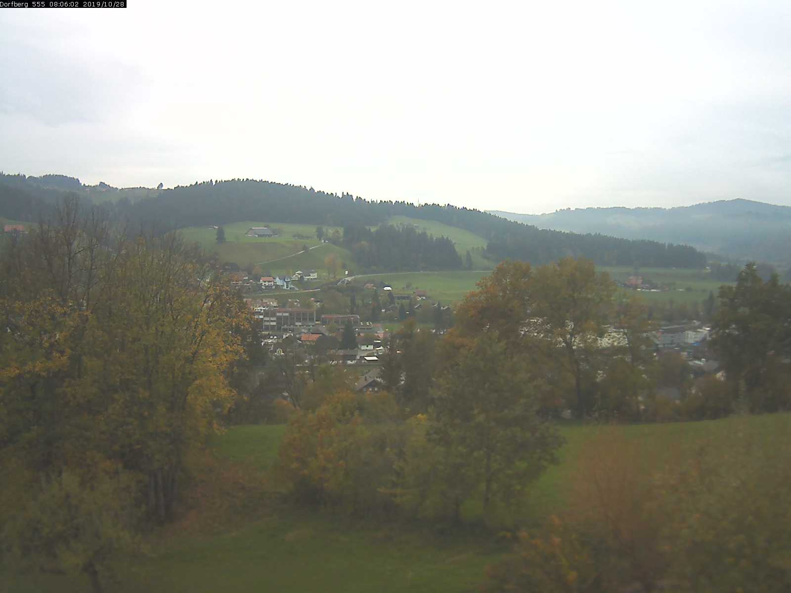 Webcam-Bild: Aussicht vom Dorfberg in Langnau 20191028-080601