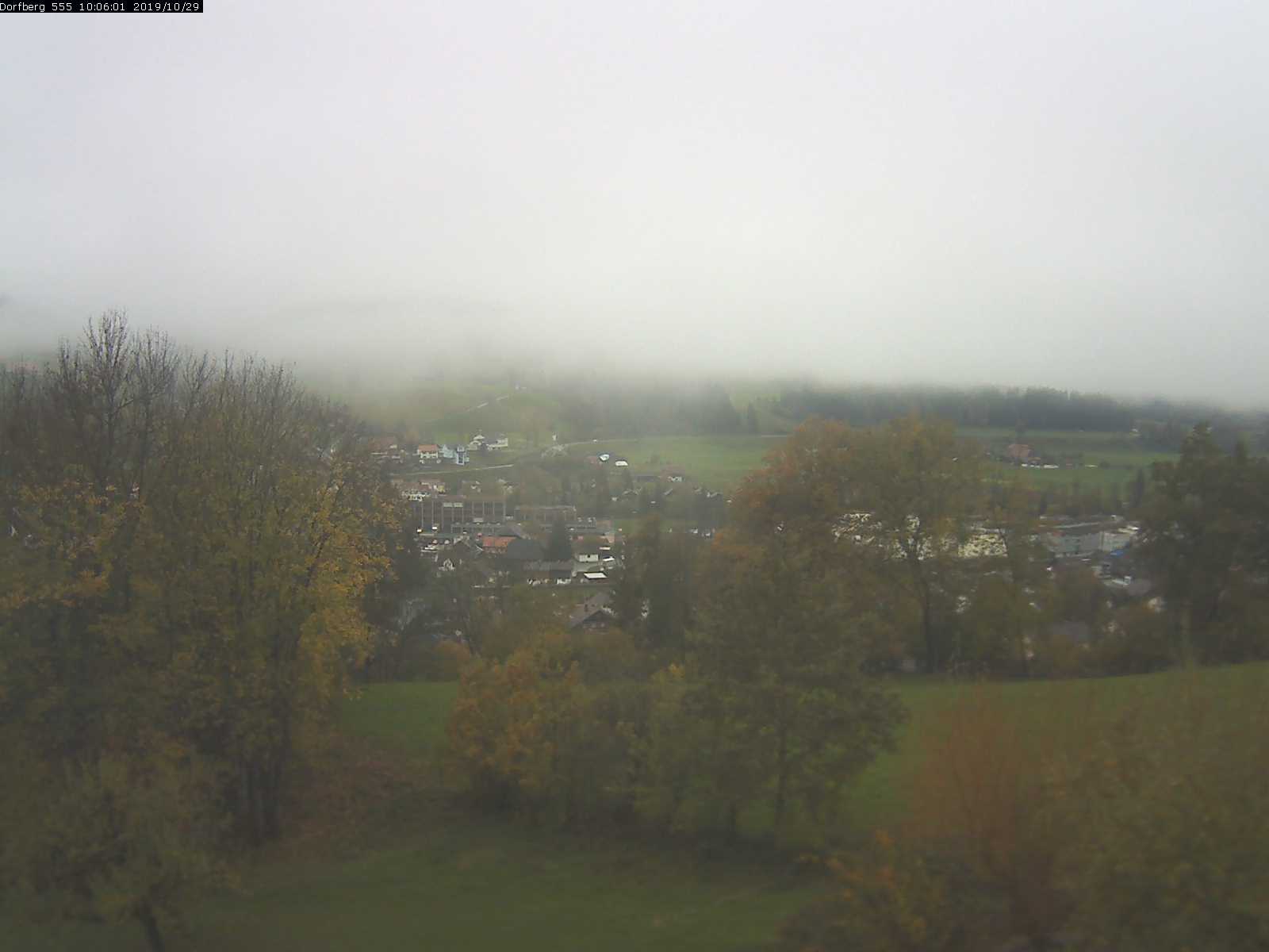 Webcam-Bild: Aussicht vom Dorfberg in Langnau 20191029-100601
