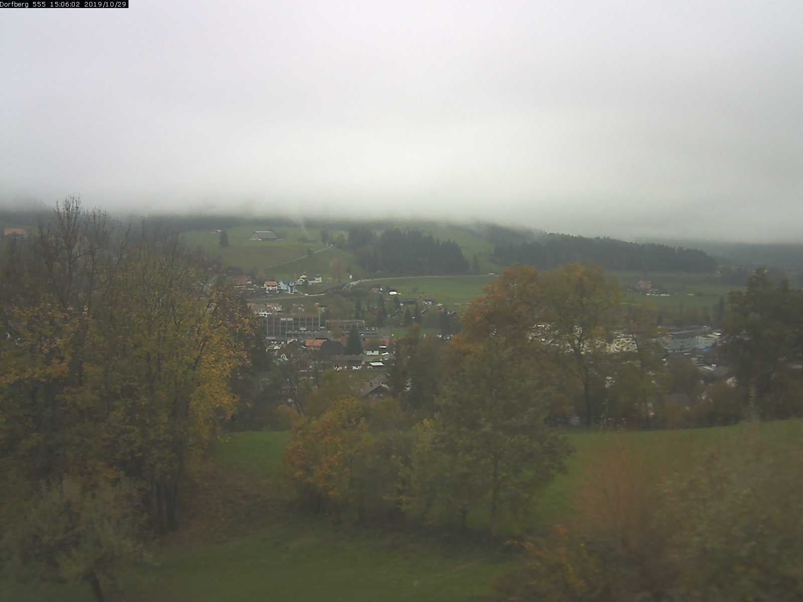 Webcam-Bild: Aussicht vom Dorfberg in Langnau 20191029-150601