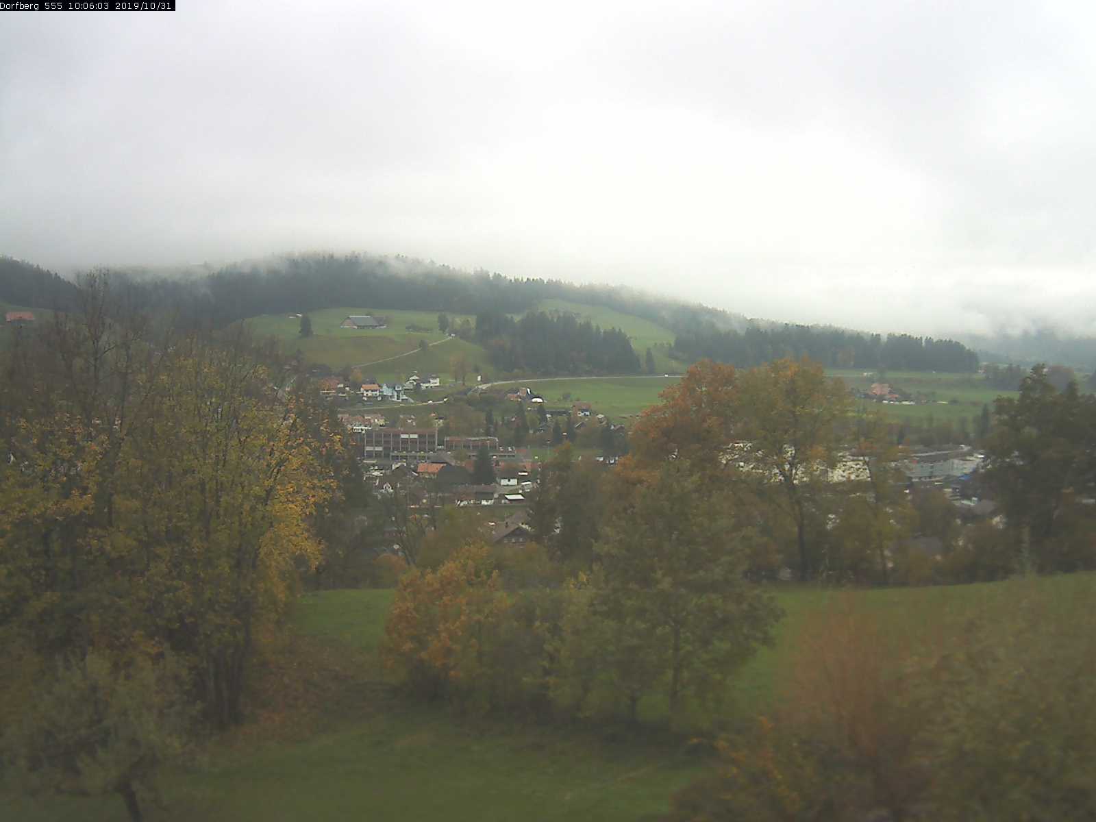 Webcam-Bild: Aussicht vom Dorfberg in Langnau 20191031-100602