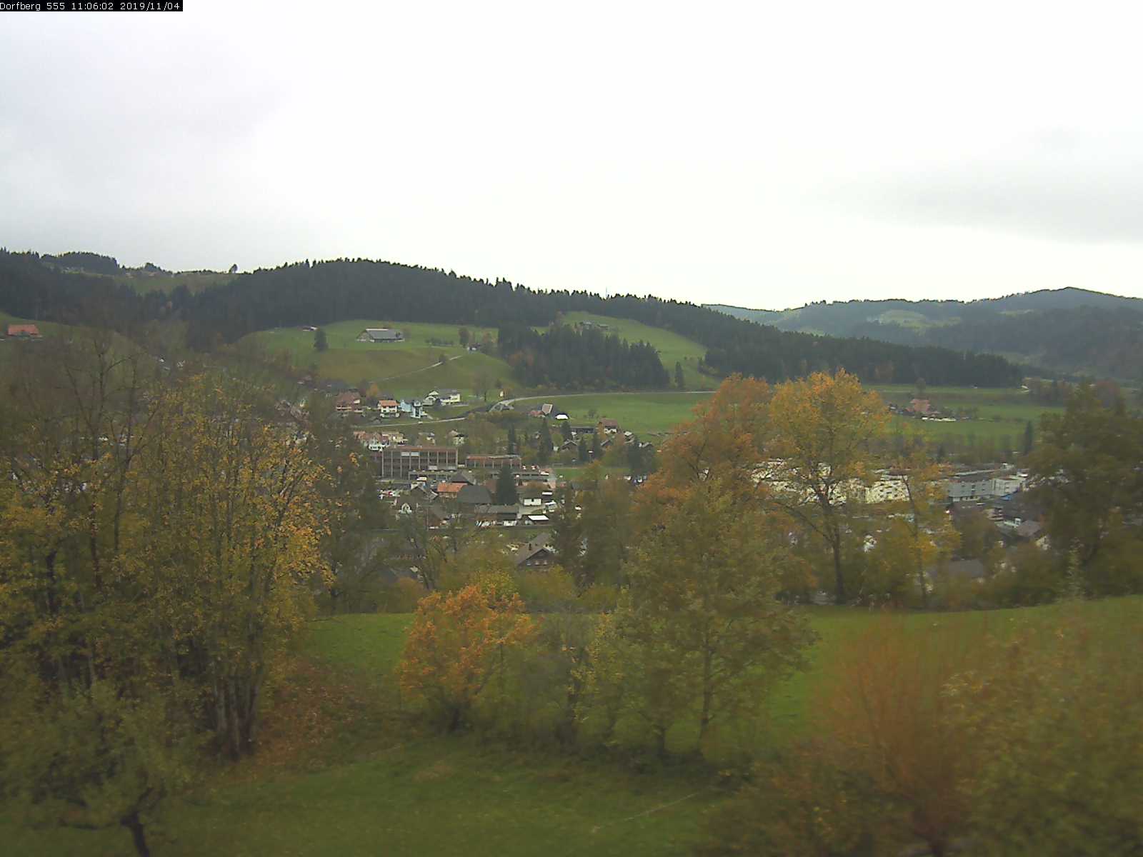 Webcam-Bild: Aussicht vom Dorfberg in Langnau 20191104-110601