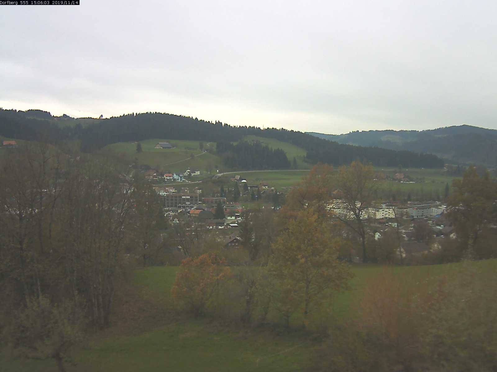 Webcam-Bild: Aussicht vom Dorfberg in Langnau 20191114-150601