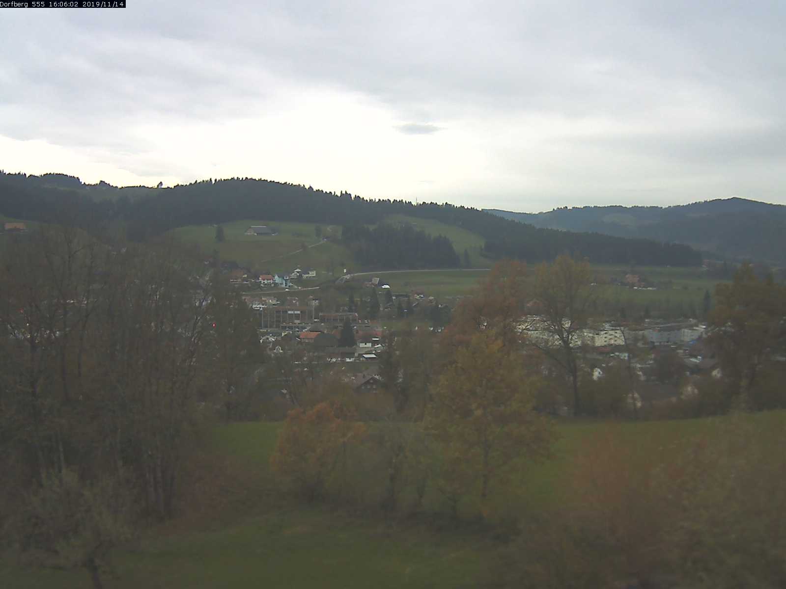 Webcam-Bild: Aussicht vom Dorfberg in Langnau 20191114-160602