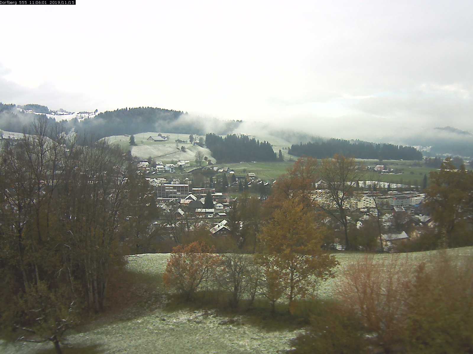 Webcam-Bild: Aussicht vom Dorfberg in Langnau 20191115-110601