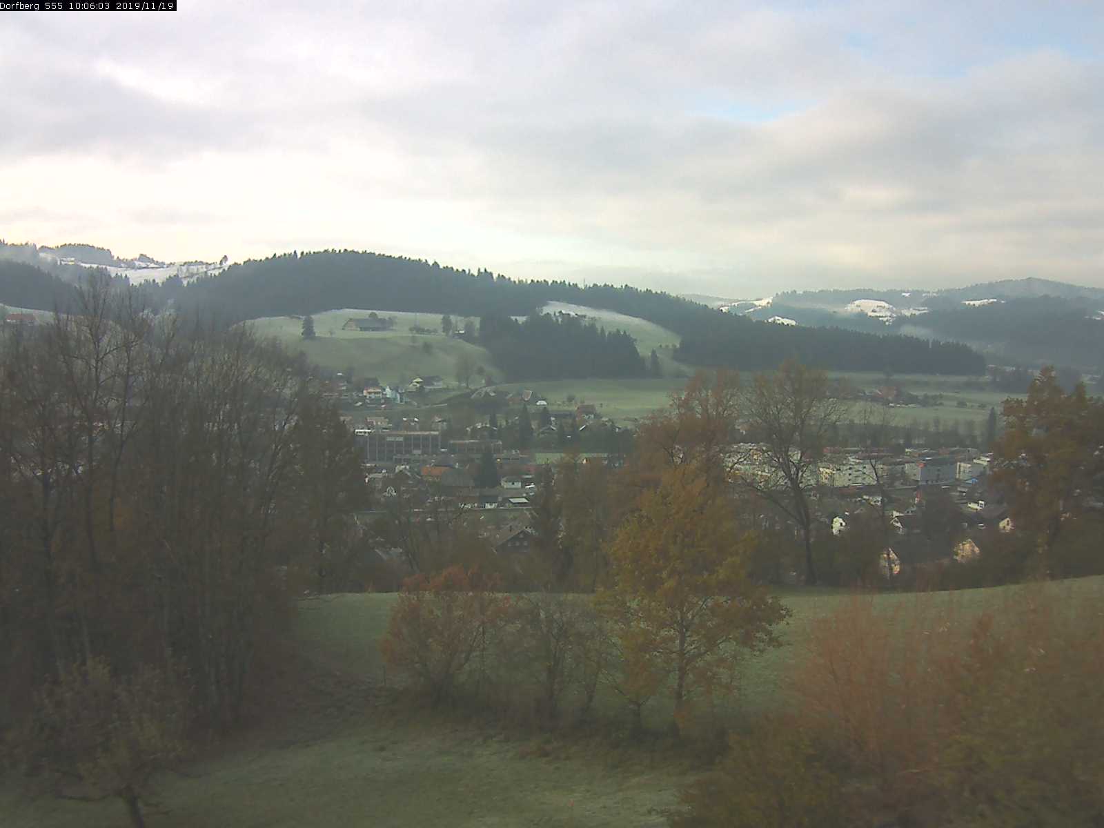 Webcam-Bild: Aussicht vom Dorfberg in Langnau 20191119-100601