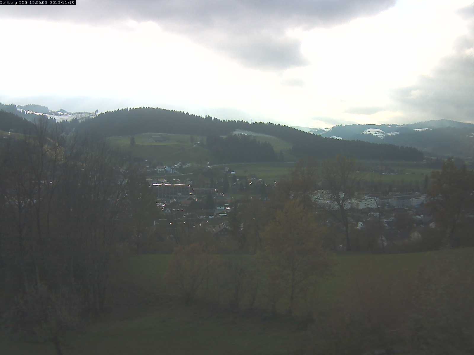 Webcam-Bild: Aussicht vom Dorfberg in Langnau 20191119-150601