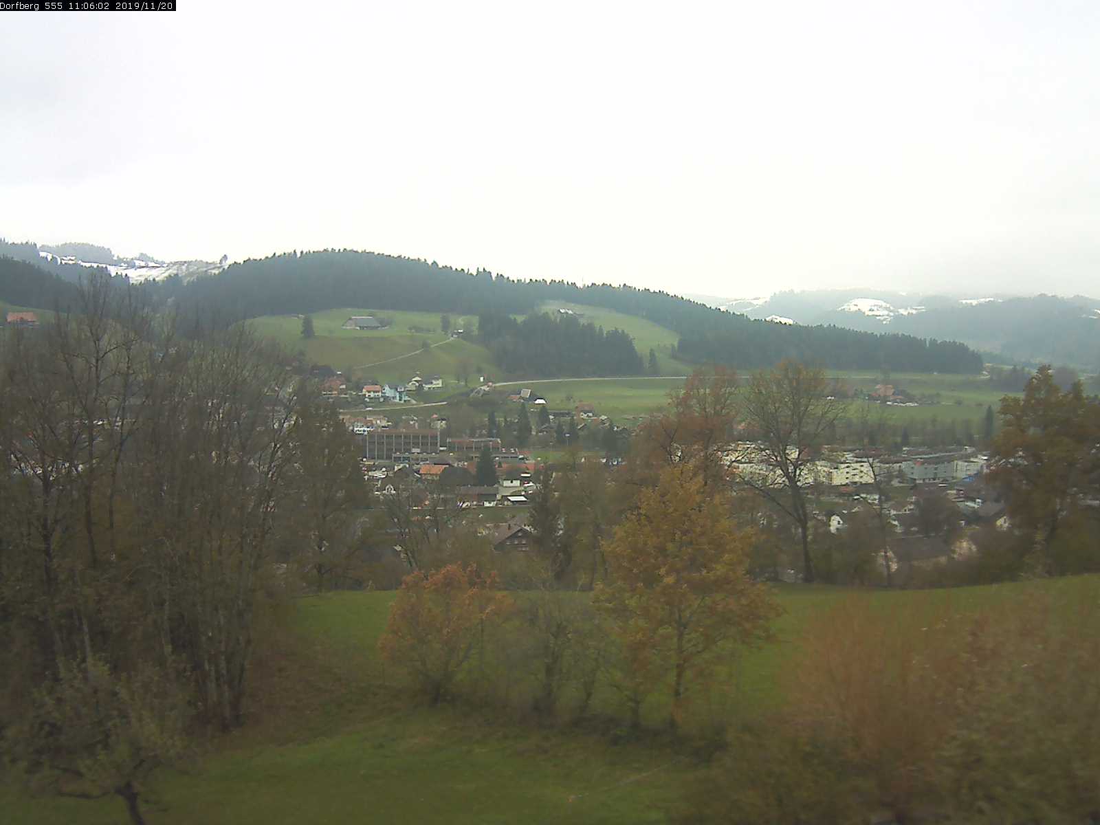 Webcam-Bild: Aussicht vom Dorfberg in Langnau 20191120-110601