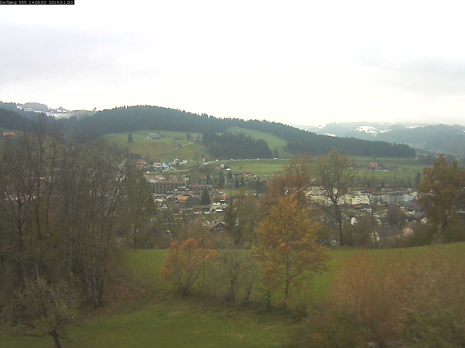 Webcam-Bild: Aussicht vom Dorfberg in Langnau 20191120-140601