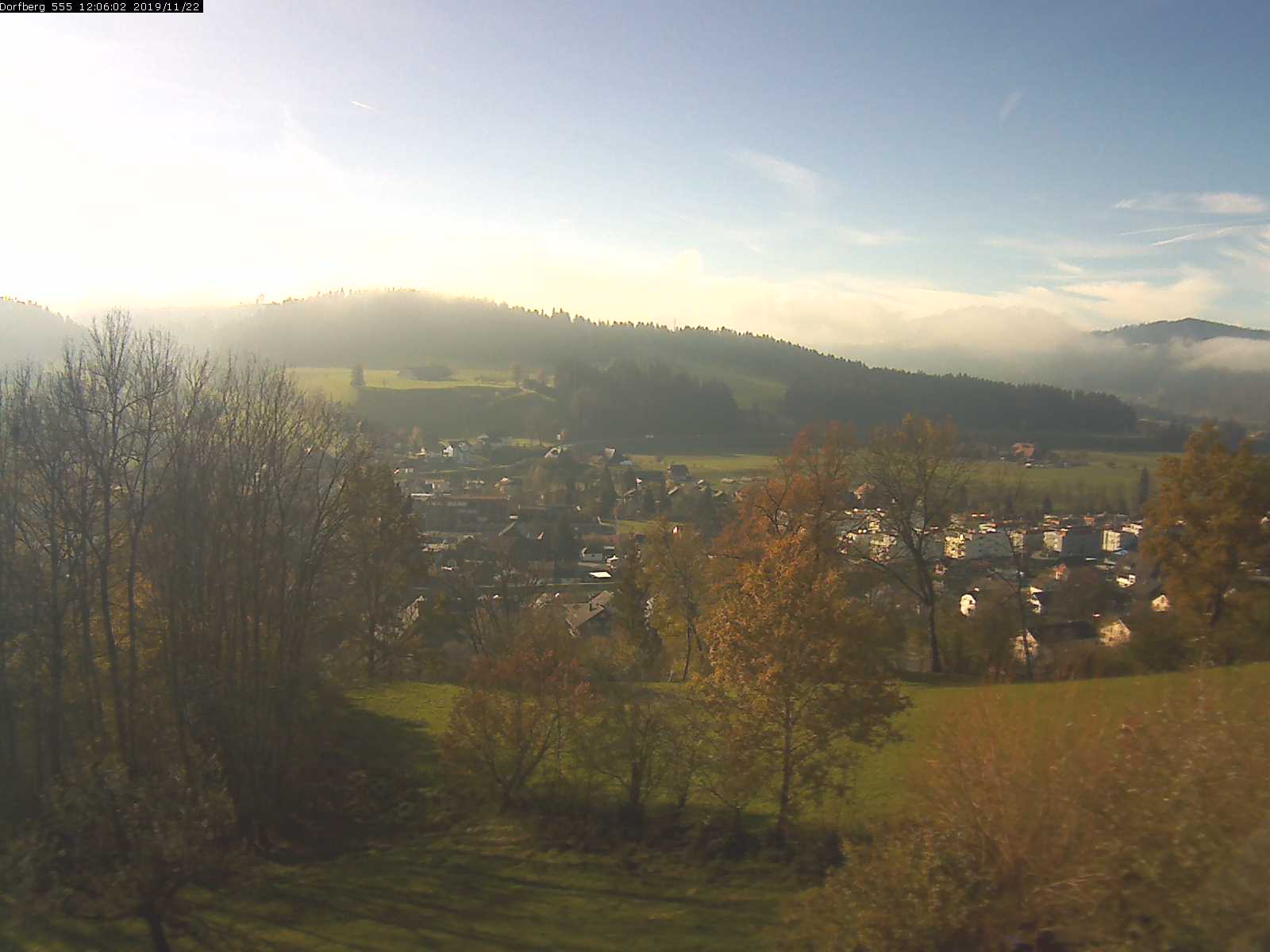 Webcam-Bild: Aussicht vom Dorfberg in Langnau 20191122-120601