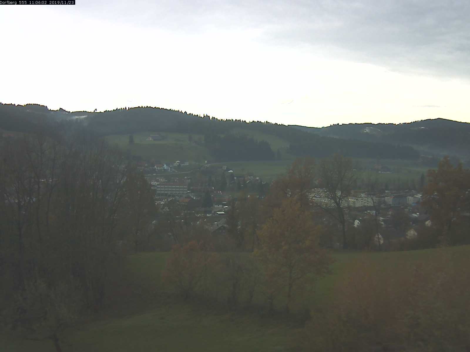 Webcam-Bild: Aussicht vom Dorfberg in Langnau 20191123-110601