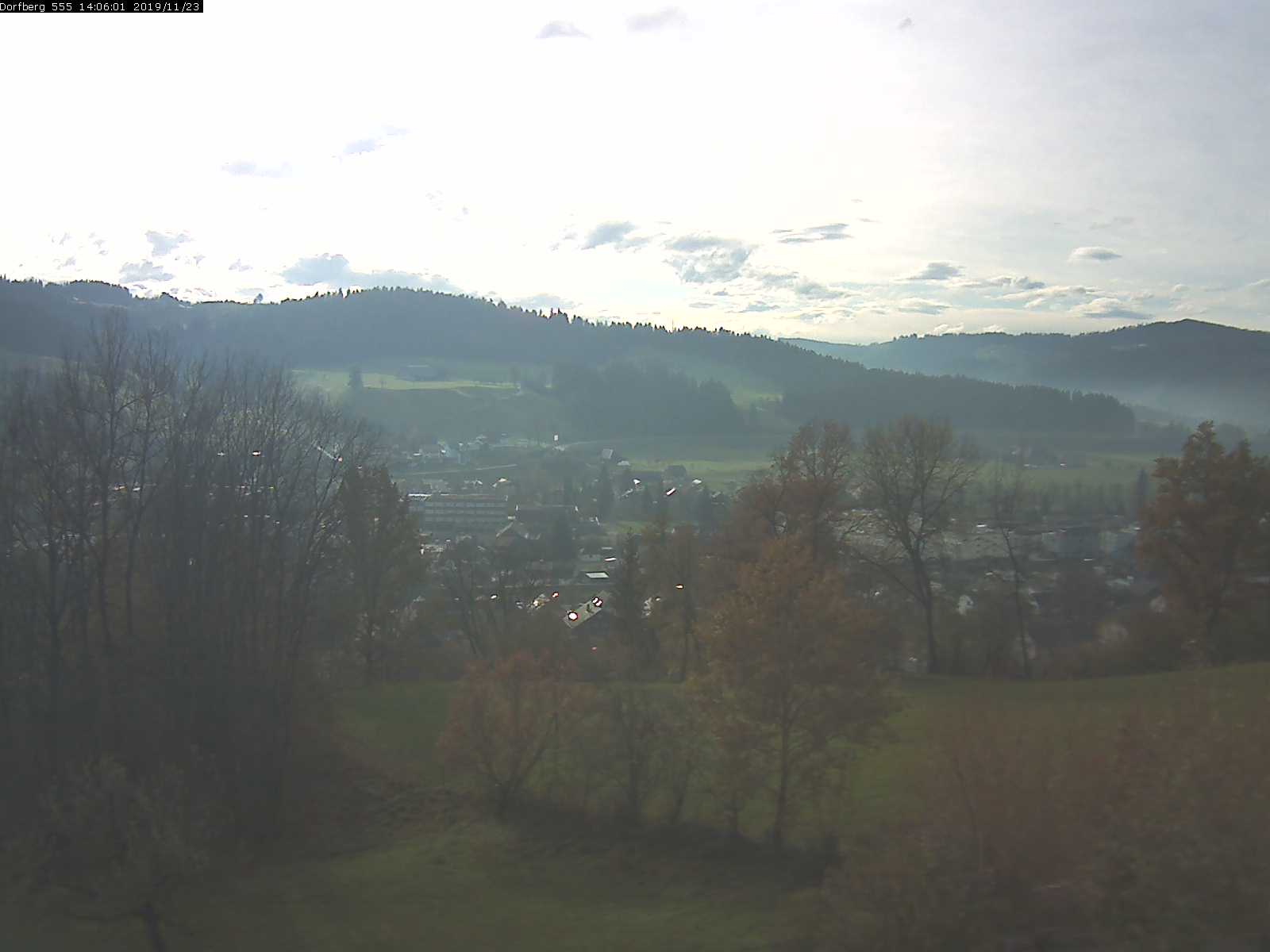Webcam-Bild: Aussicht vom Dorfberg in Langnau 20191123-140601