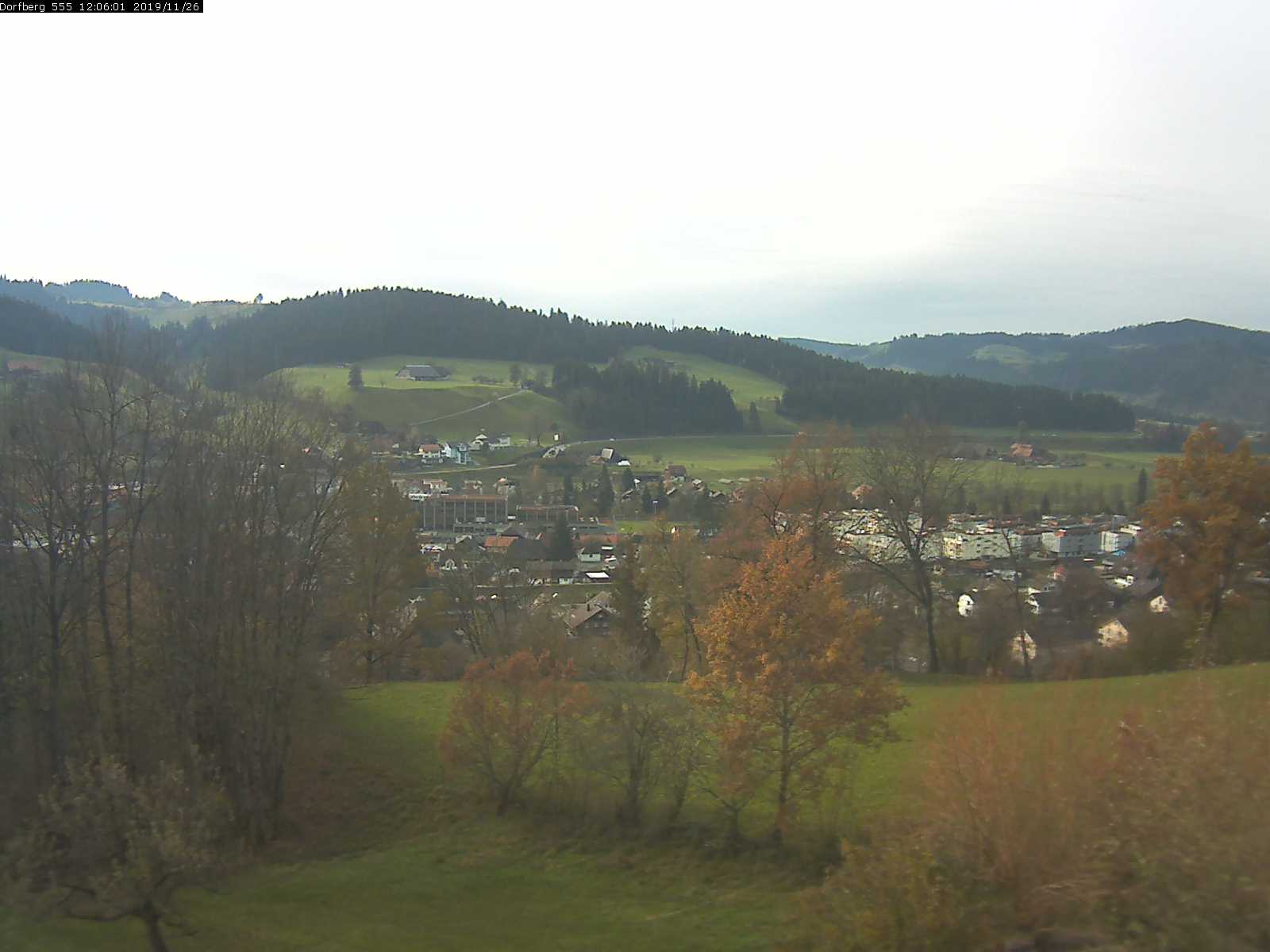 Webcam-Bild: Aussicht vom Dorfberg in Langnau 20191126-120601