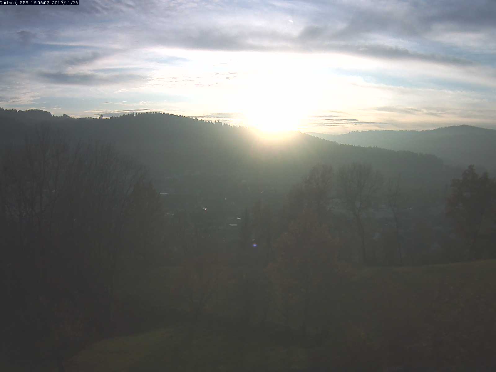 Webcam-Bild: Aussicht vom Dorfberg in Langnau 20191126-160601