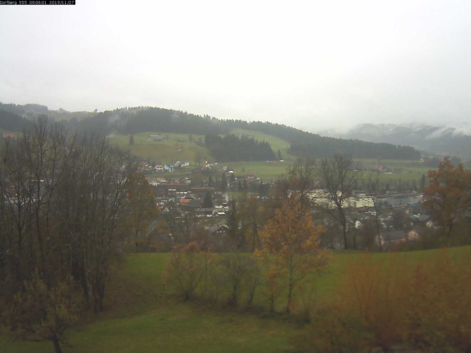 Webcam-Bild: Aussicht vom Dorfberg in Langnau 20191127-090601