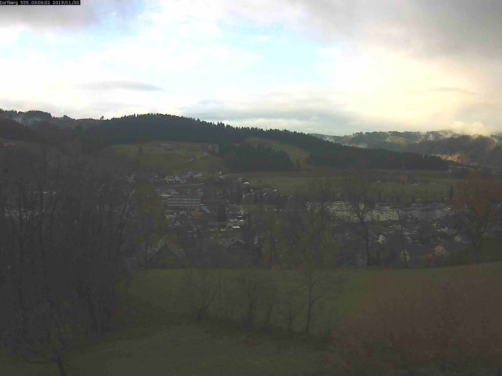 Webcam-Bild: Aussicht vom Dorfberg in Langnau 20191130-090601