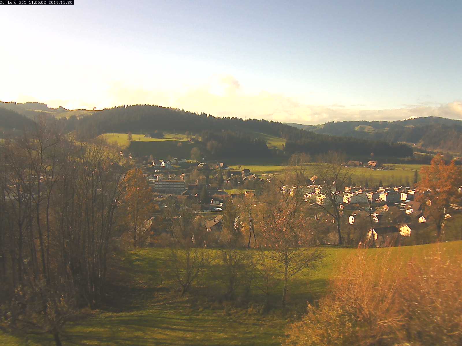Webcam-Bild: Aussicht vom Dorfberg in Langnau 20191130-110601