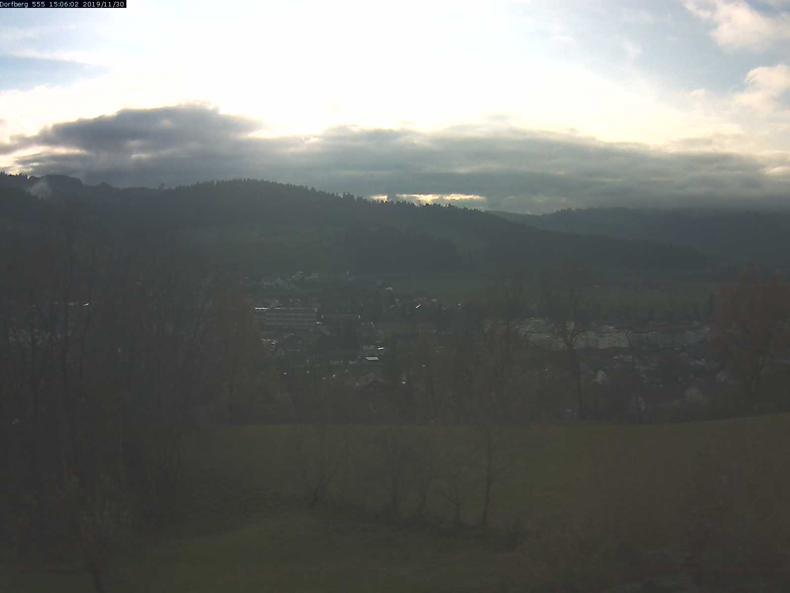 Webcam-Bild: Aussicht vom Dorfberg in Langnau 20191130-150601