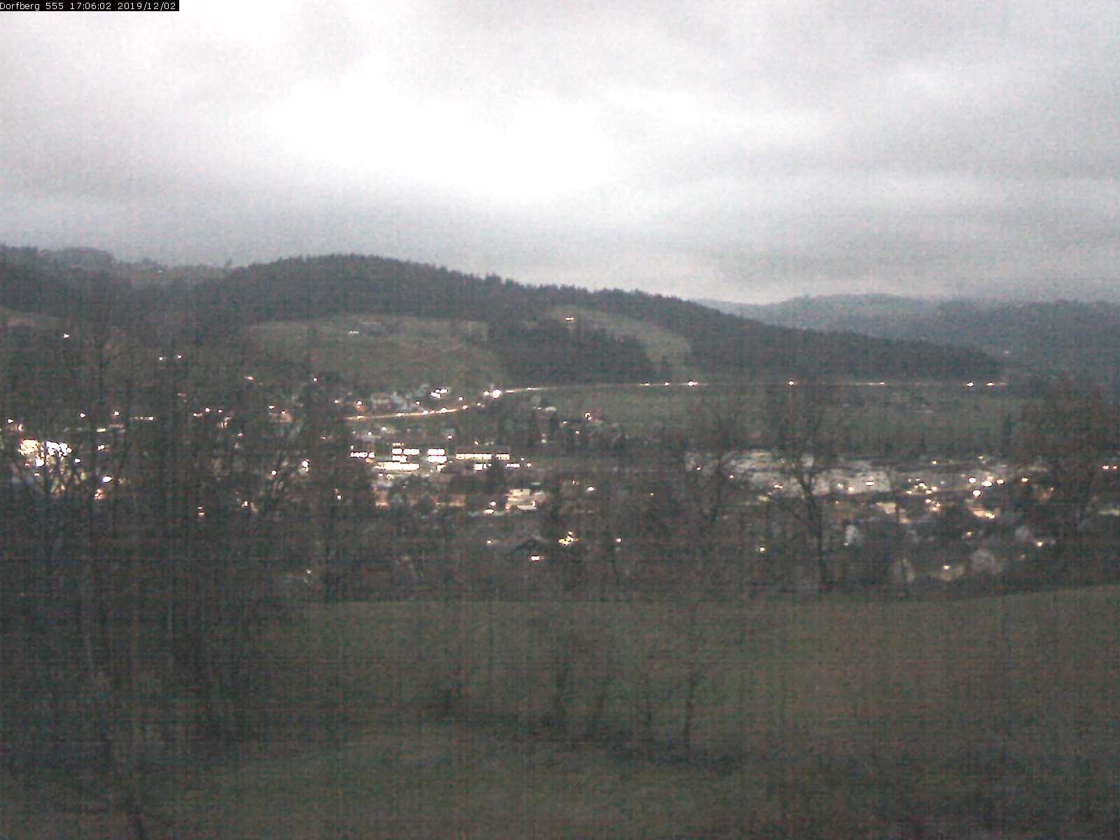 Webcam-Bild: Aussicht vom Dorfberg in Langnau 20191202-170601
