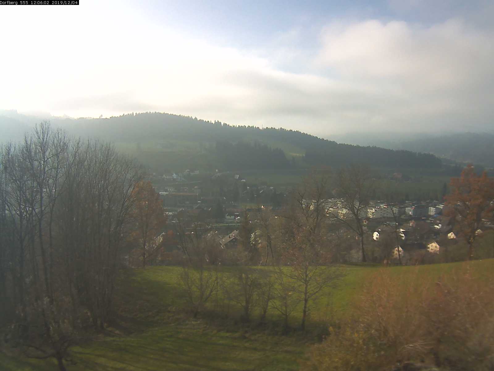 Webcam-Bild: Aussicht vom Dorfberg in Langnau 20191204-120601