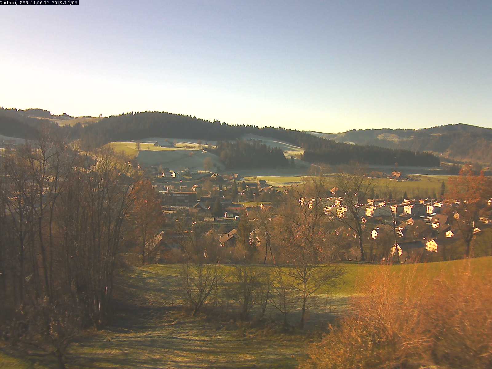 Webcam-Bild: Aussicht vom Dorfberg in Langnau 20191206-110601