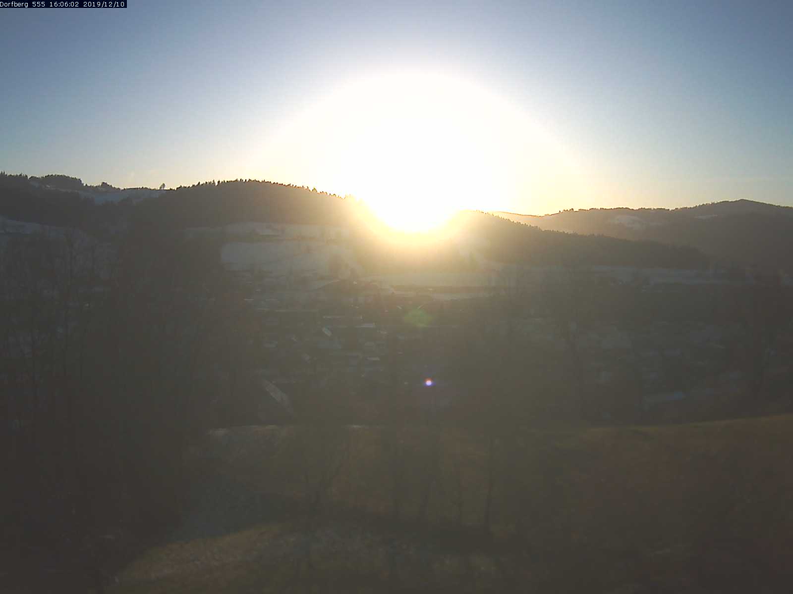 Webcam-Bild: Aussicht vom Dorfberg in Langnau 20191210-160601