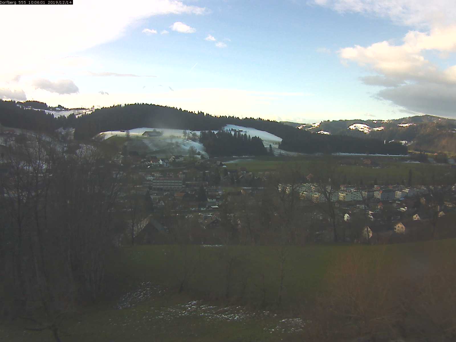 Webcam-Bild: Aussicht vom Dorfberg in Langnau 20191214-100601