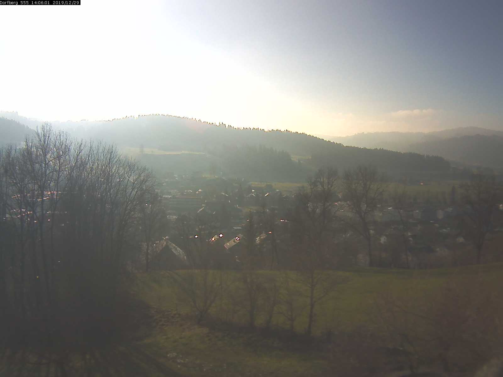Webcam-Bild: Aussicht vom Dorfberg in Langnau 20191229-140601