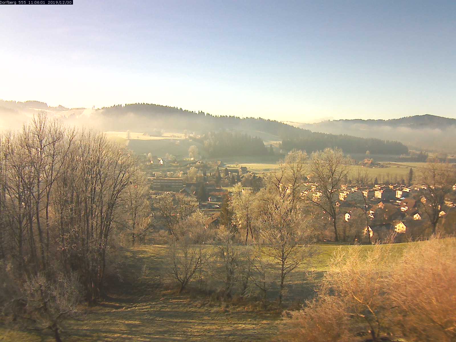 Webcam-Bild: Aussicht vom Dorfberg in Langnau 20191230-110601
