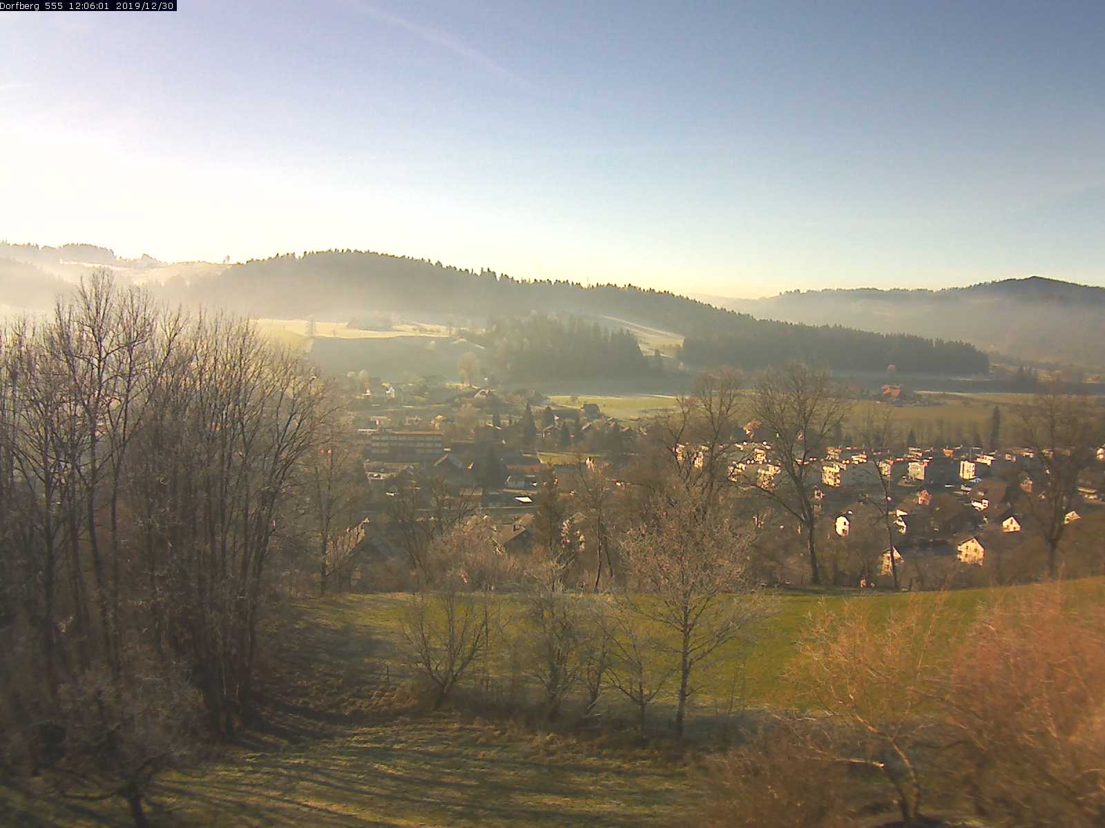 Webcam-Bild: Aussicht vom Dorfberg in Langnau 20191230-120601