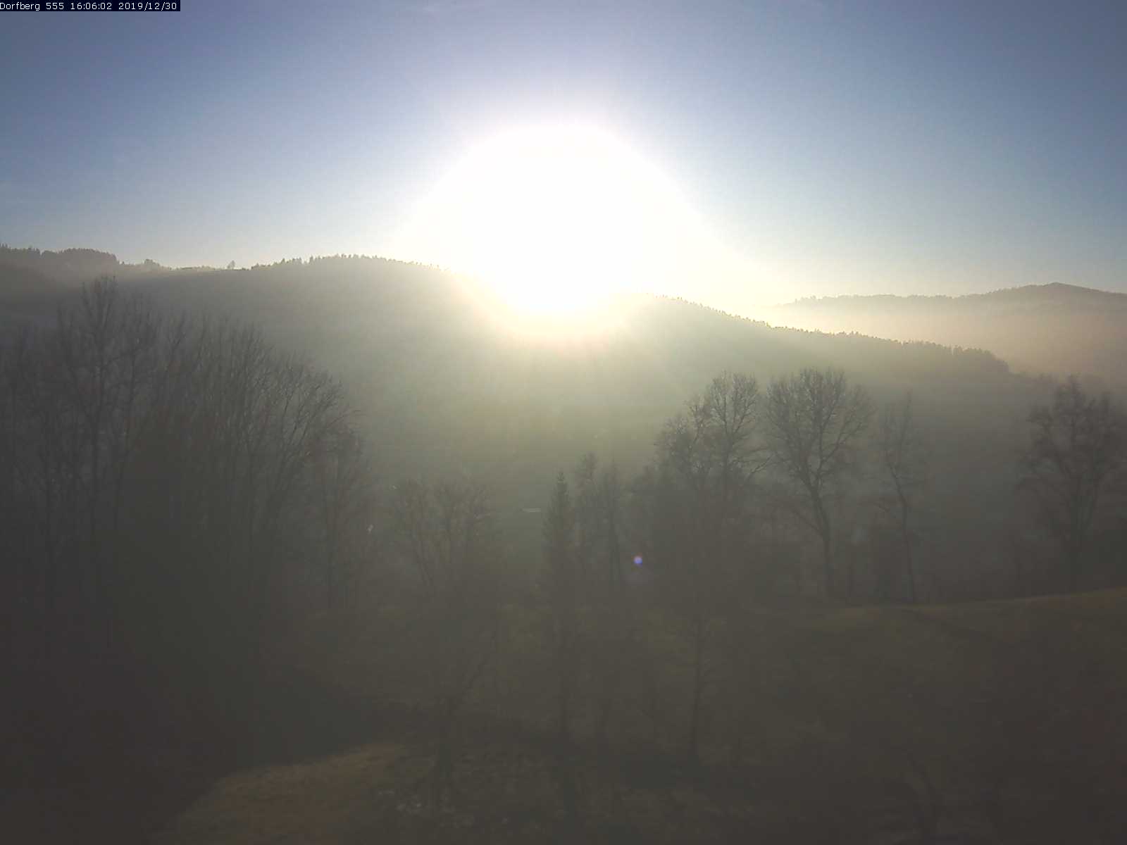 Webcam-Bild: Aussicht vom Dorfberg in Langnau 20191230-160601