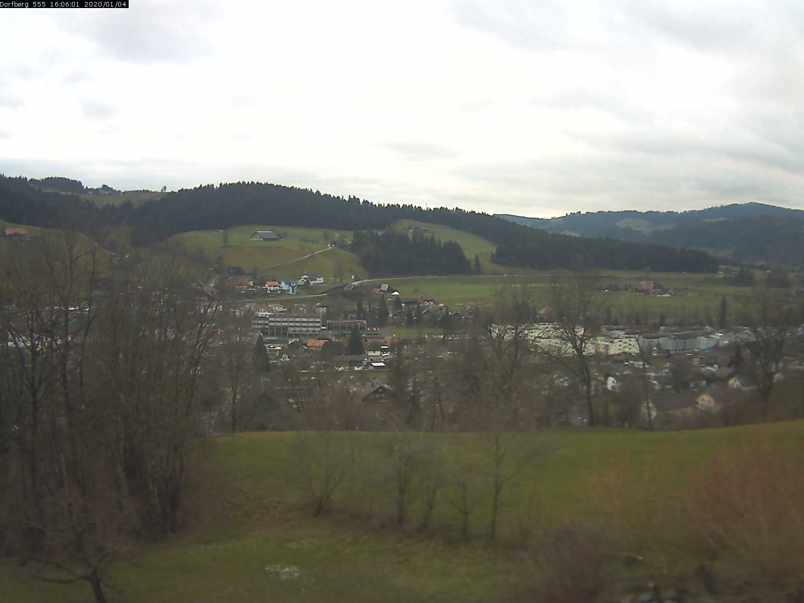 Webcam-Bild: Aussicht vom Dorfberg in Langnau 20200104-160601