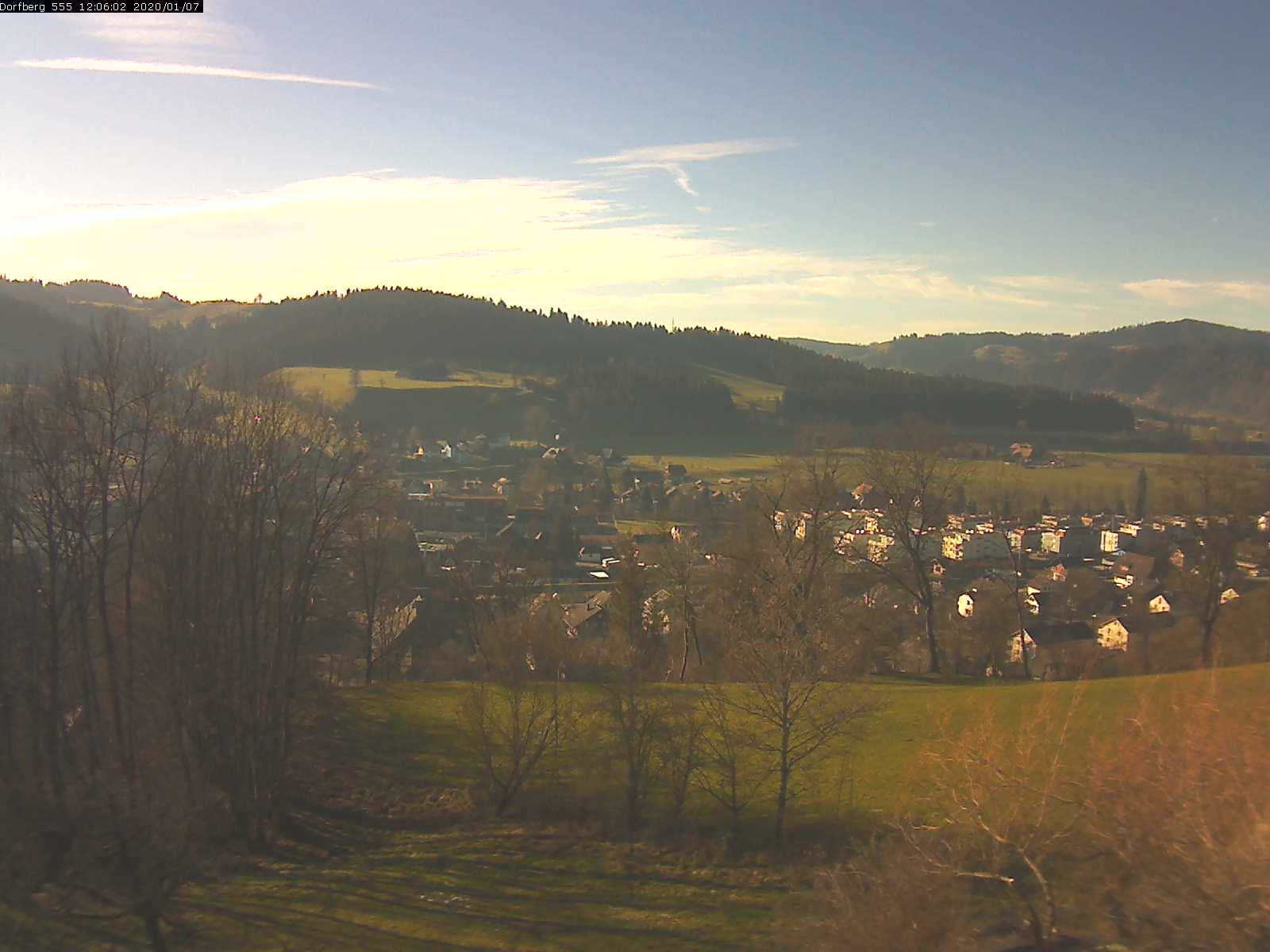 Webcam-Bild: Aussicht vom Dorfberg in Langnau 20200107-120601