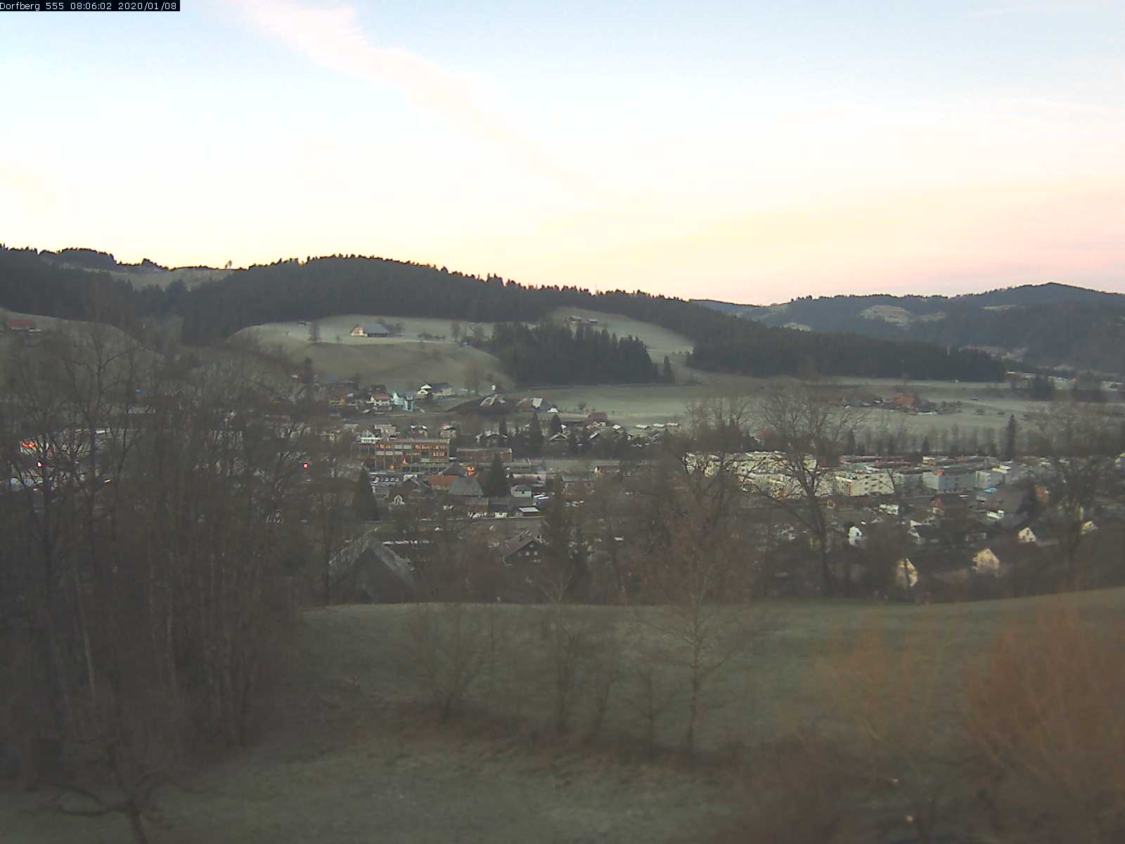 Webcam-Bild: Aussicht vom Dorfberg in Langnau 20200108-080601